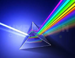 Diamantlinse macht laseroptisches Materialbearbeitungssystem leichter